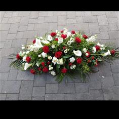 Red &amp; white spray  from 3ft